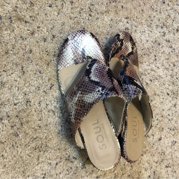 Snakeskin wedge sandals - Picture 6 of 7
